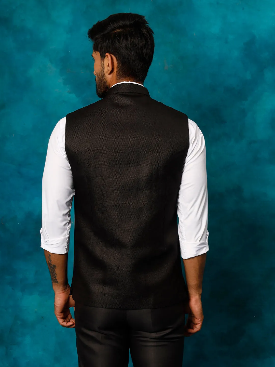 VASTRAMAY Men's Black Nehru Jacket